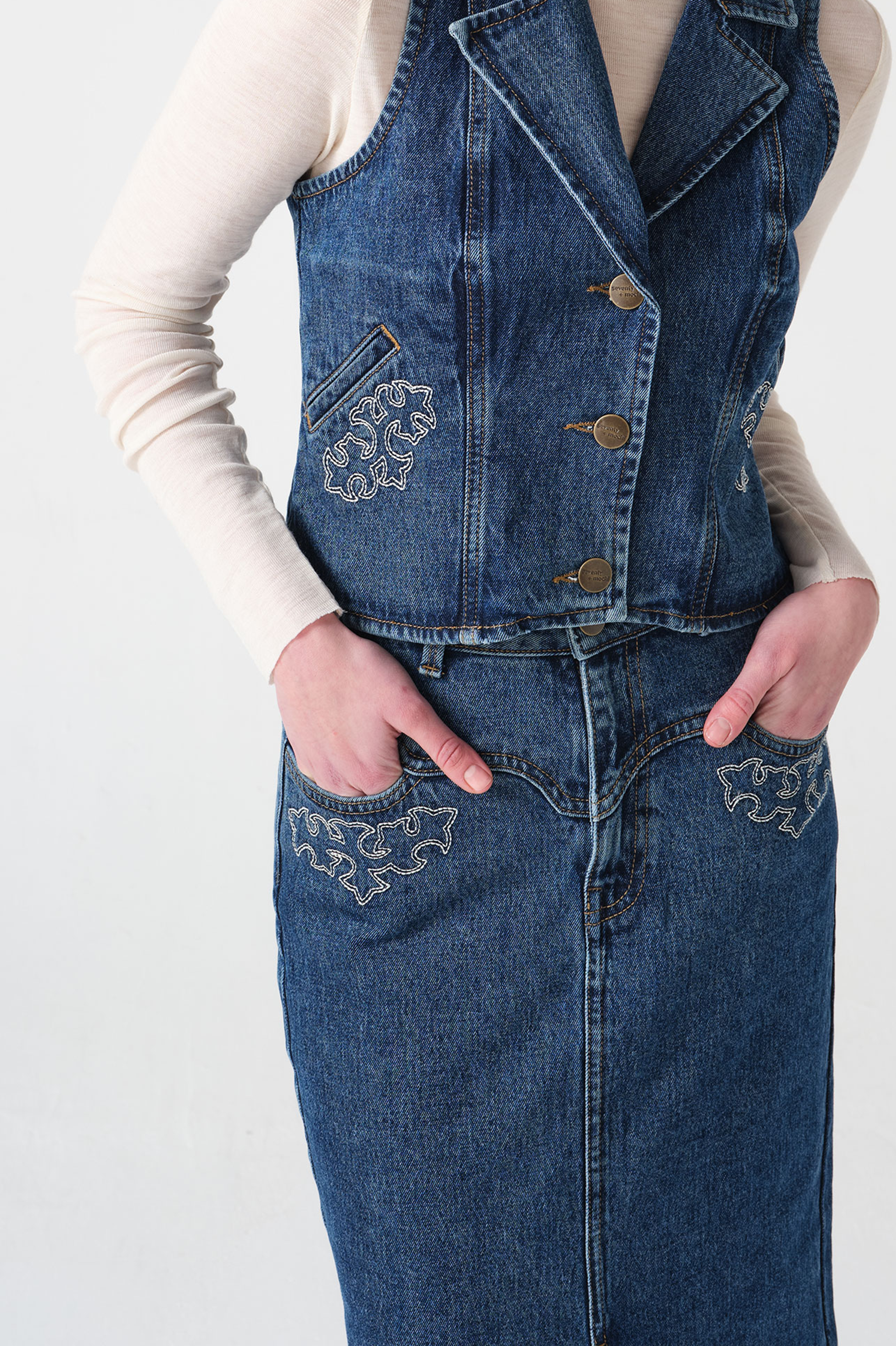 Embroidered Mia Waistcoat in Idaho Vintage