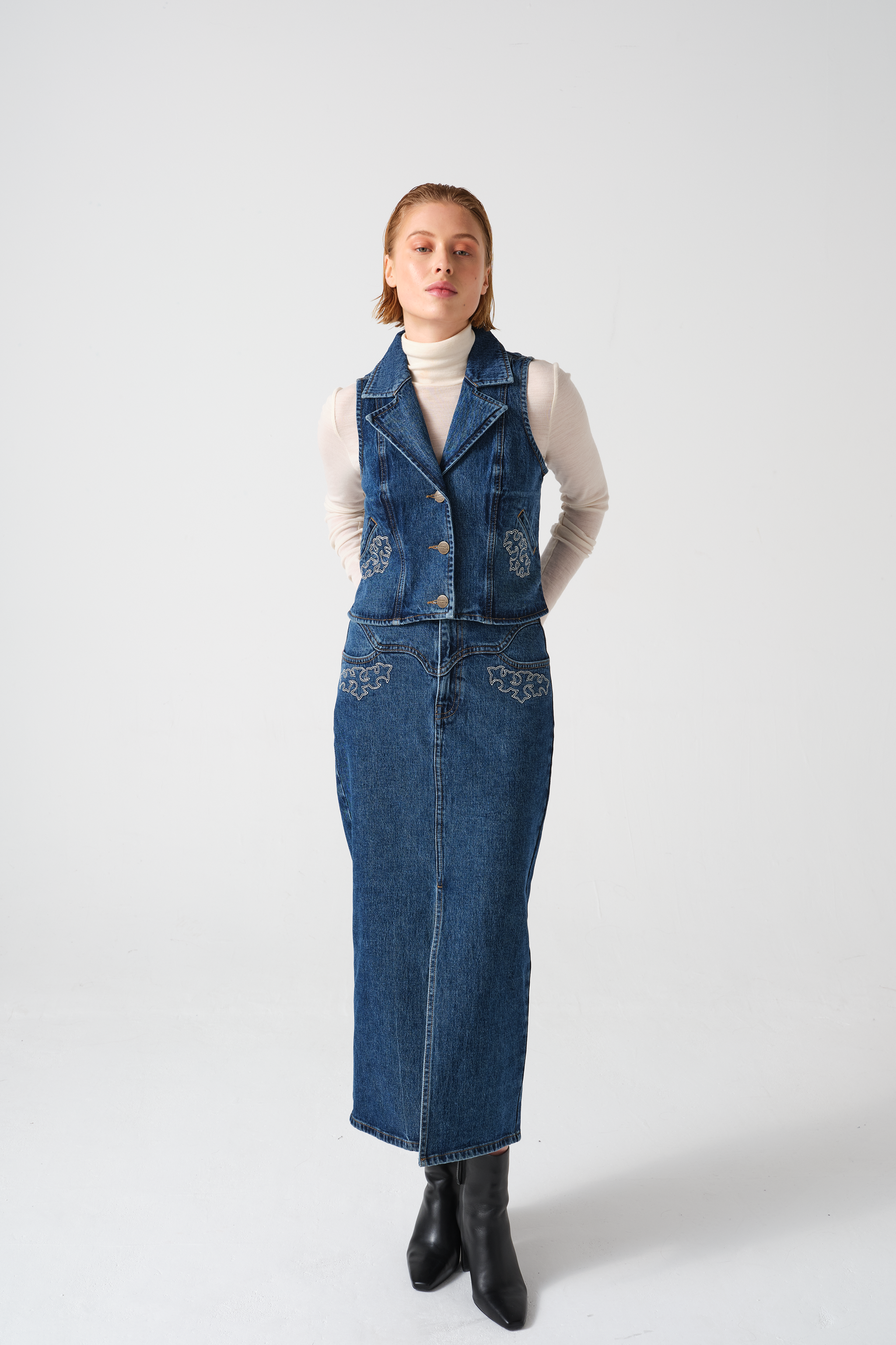 Embroidered Mia Waistcoat in Idaho Vintage