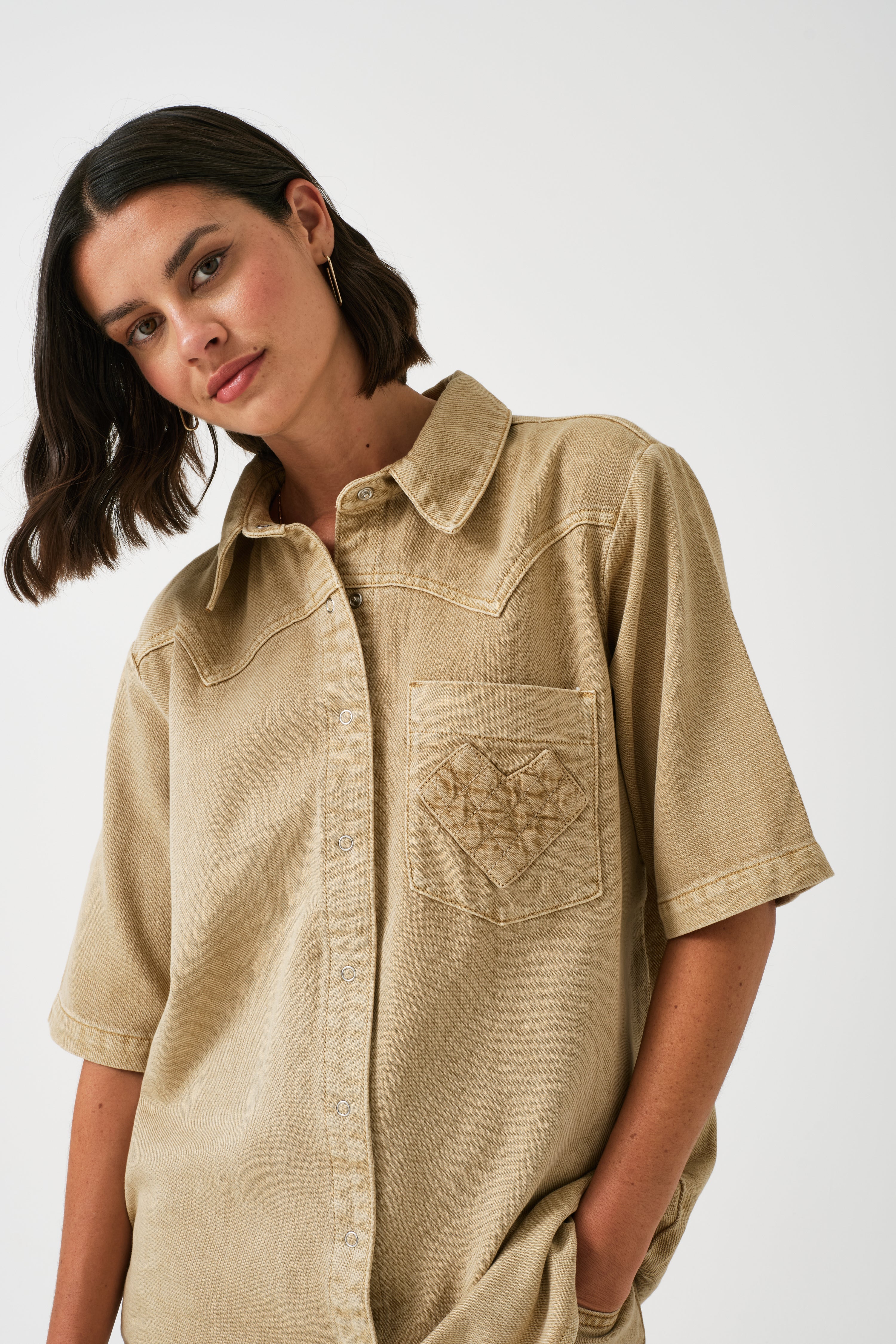 Eva Shirt in Desert Sand